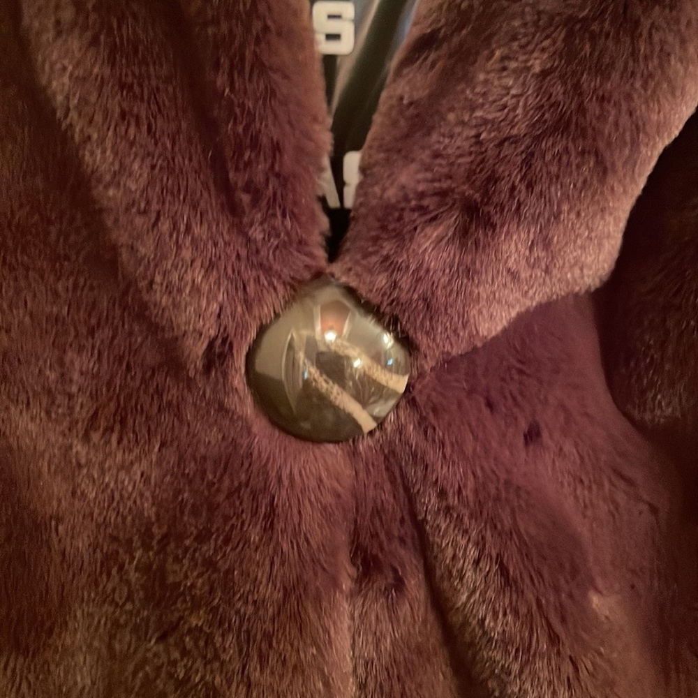 Dennis Basso chocolate brown faux fur coat - Picture 3 of 11